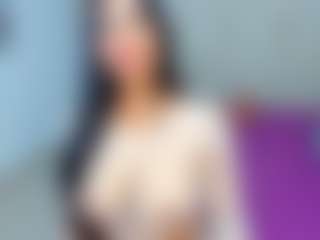 MIA's Live Sex Cam Show