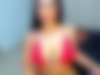 MIA's Live Sex Cam Show