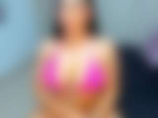 MIA's Live Sex Cam Show