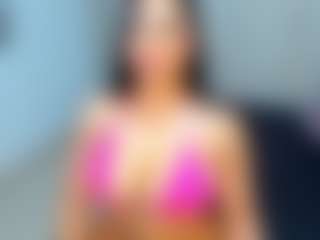 MIA's Live Sex Cam Show