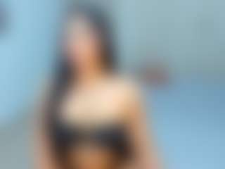 MIA's Live Sex Cam Show