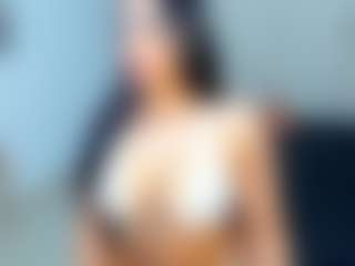 MIA's Live Sex Cam Show
