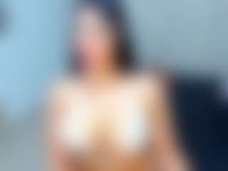 MIA's Live Sex Cam Show