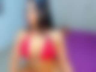 MIA's Live Sex Cam Show