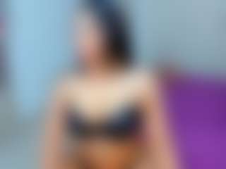 MIA's Live Sex Cam Show