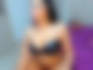 MIA's Live Sex Cam Show