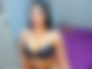 MIA's Live Sex Cam Show