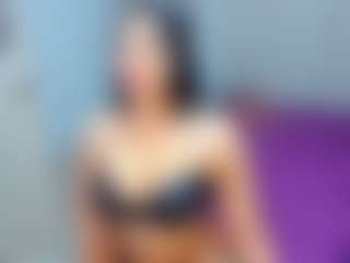 MIA's Live Sex Cam Show