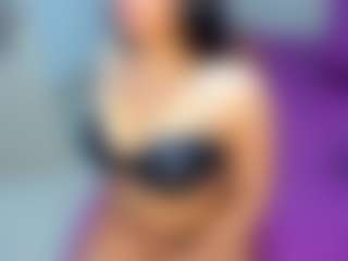 MIA's Live Sex Cam Show