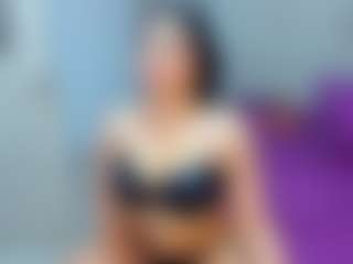 MIA's Live Sex Cam Show
