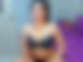 MIA's Live Sex Cam Show