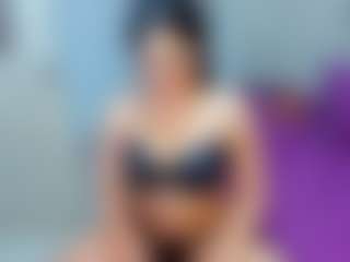 MIA's Live Sex Cam Show