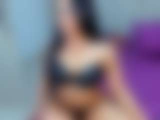 MIA's Live Sex Cam Show