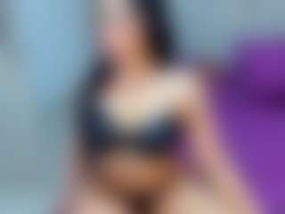 MIA's Live Sex Cam Show
