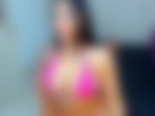 MIA's Live Sex Cam Show