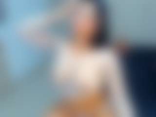 MIA's Live Sex Cam Show