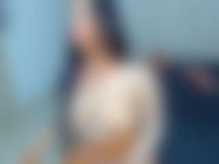 MIA's Live Sex Cam Show