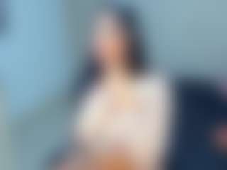 MIA's Live Sex Cam Show