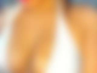 MIA's Live Sex Cam Show