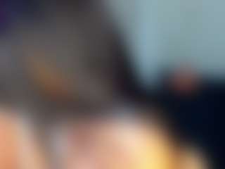 MIA's Live Sex Cam Show