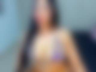 MIA's Live Sex Cam Show