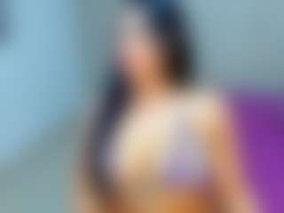 MIA's Live Sex Cam Show
