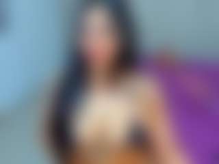MIA's Live Sex Cam Show