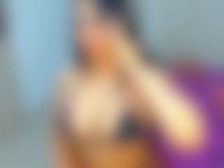 MIA's Live Sex Cam Show