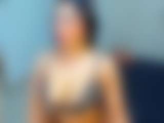MIA's Live Sex Cam Show