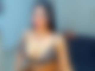 MIA's Live Sex Cam Show