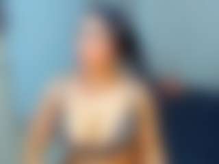 MIA's Live Sex Cam Show