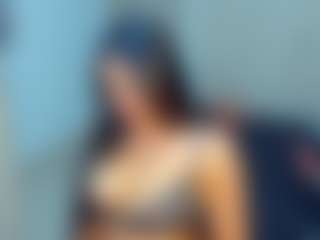MIA's Live Sex Cam Show