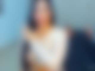 MIA's Live Sex Cam Show