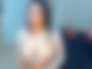 MIA's Live Sex Cam Show