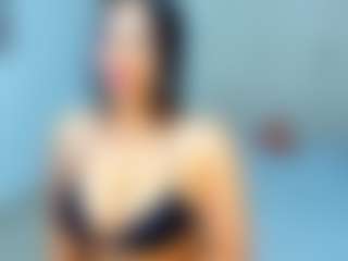 MIA's Live Sex Cam Show