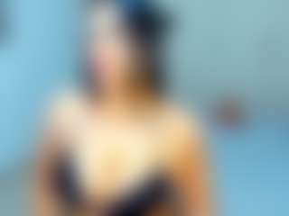 MIA's Live Sex Cam Show