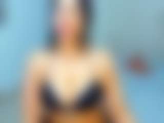 MIA's Live Sex Cam Show