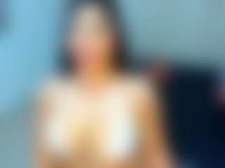 MIA's Live Sex Cam Show