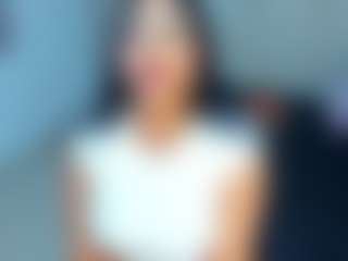 MIA's Live Sex Cam Show