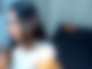 MIA's Live Sex Cam Show
