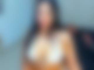 MIA's Live Sex Cam Show