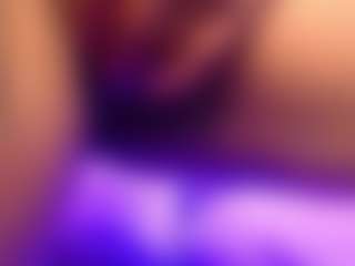 anyelaxx's Live Sex Cam Show