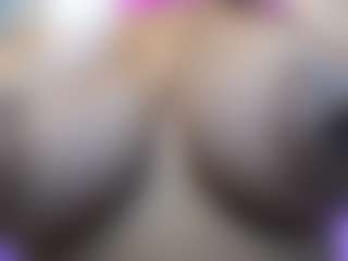 anyelaxx's Live Sex Cam Show