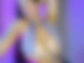 harmony-big-breasts MILF webcam performer live streaming