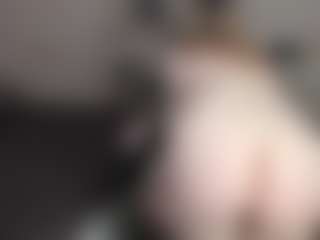 annabigass's Live Sex Cam Show