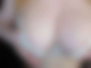 annabigass's Live Sex Cam Show