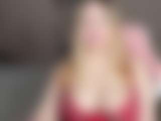 Live cam show with annabigass - Green Eyes on Camming Site