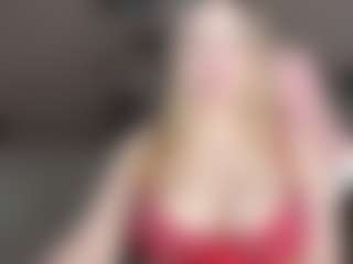 Live cam show with annabigass - Dildo on Dare Cams
