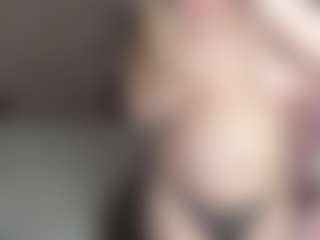 annabigassのライブセックスチャットショー