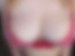 Live cam show with annabigass - Green Eyes on Camsoda